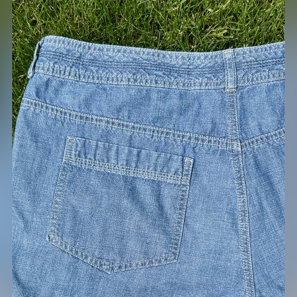 Tommy Hilfiger Chambray clam digger capris with ankle ties sz 14 - Picture 2 of 12